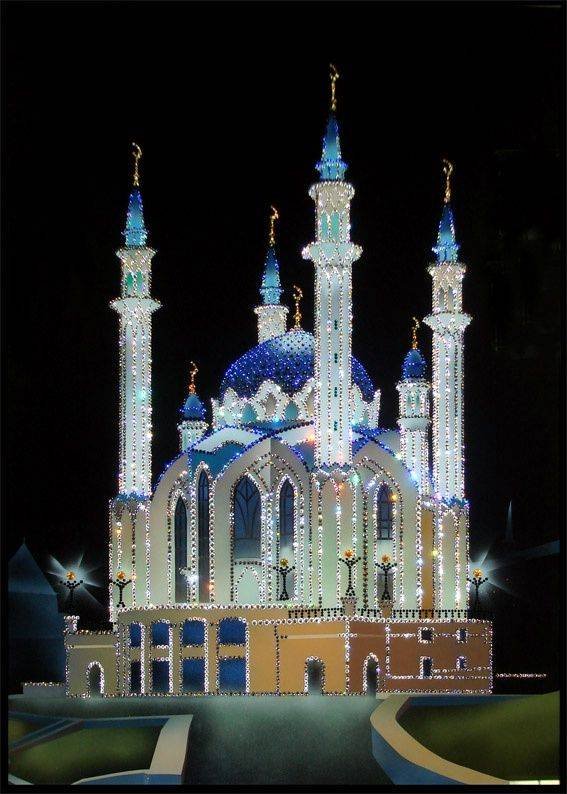 Картина Swarovski &quot;Мечеть Кул шариф&quot; M-009 Картина станет роскошным подарком к любому празднику близкому родственнику, другу или коллеге, удивит своей изысканностью и шиком.
