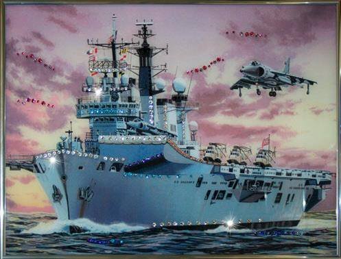 Картина Swarovski &quot;Военный корабль&quot; V-327-gf Картина будет шикарным подарком на любой праздник, станет гордостью своего владельца, главной темой интерьера, жемчужиной коллекции.