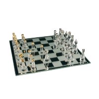 Шахматы из хрусталя 040100